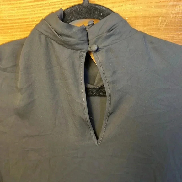 Revolve Krista women’s blouse black long sleeve high collar button in back event - Picture 6 of 11